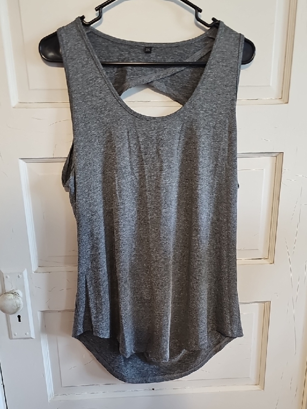 KIAVA Gray Cross-Back Tank Top
